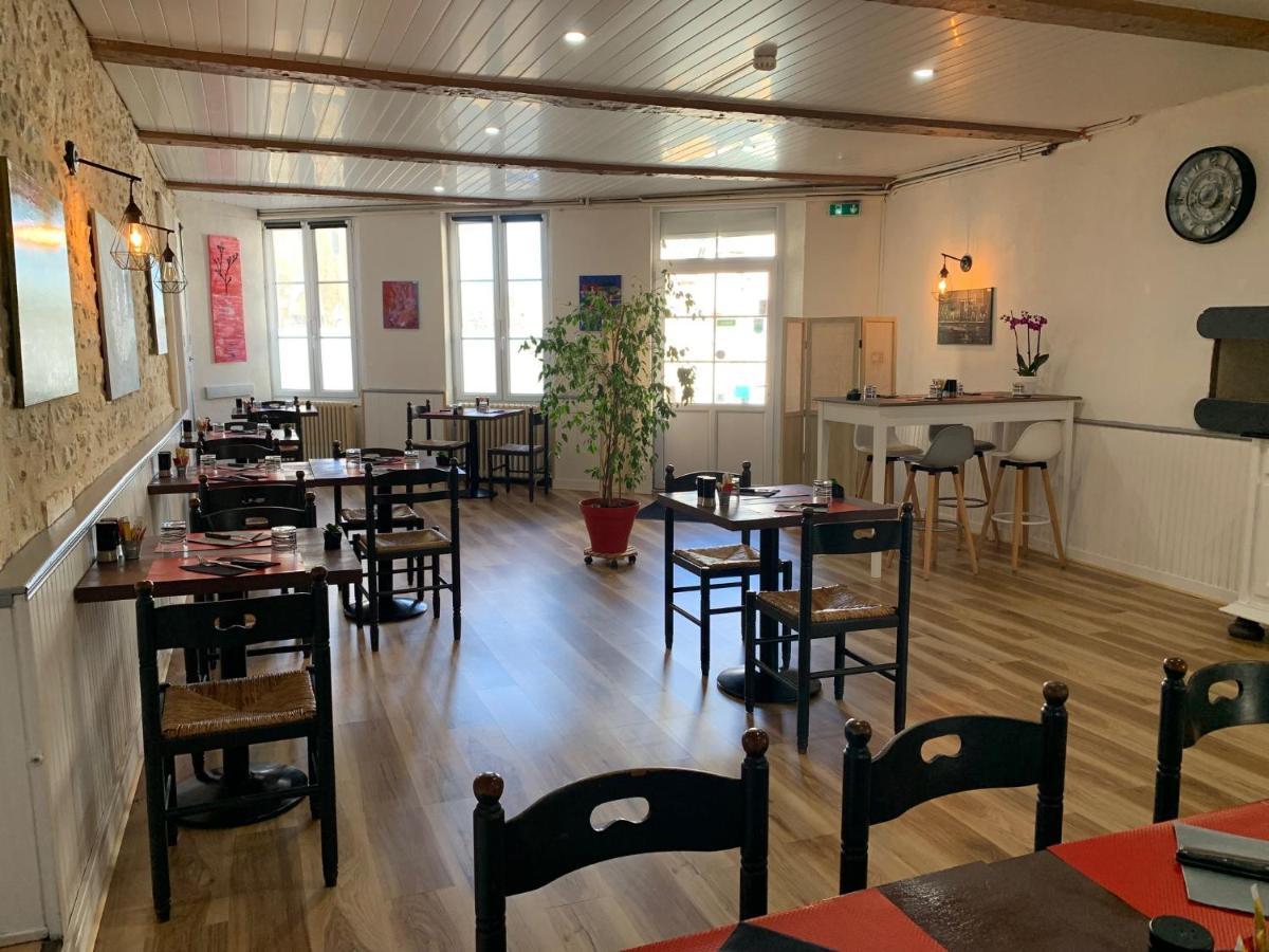 Hotel Restaurant De L'Union Mirambeau  Luaran gambar